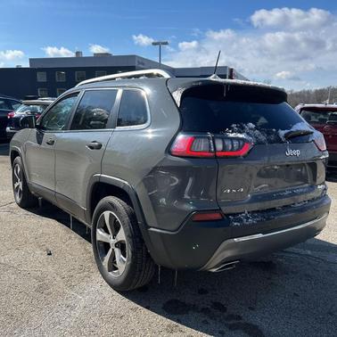 Sting-Gray Clearcoat 2020 Jeep Cherokee Limited