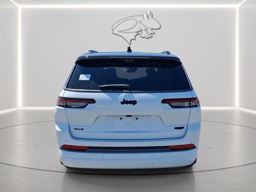 Bright White Clearcoat 2026 Jeep Grand Cherokee L Summit
