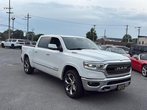 Bright White Clearcoat 2020 RAM 1500 Limited