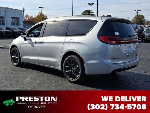 2026 Chrysler Pacifica Limited