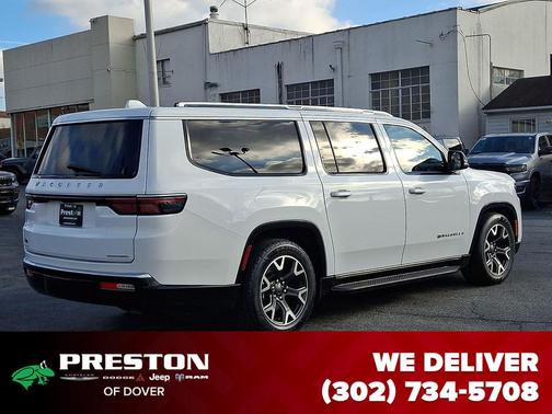 2023 Jeep Wagoneer L Series III 4x4