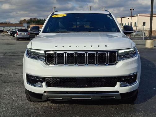 2023 Jeep Wagoneer L Series III 4x4
