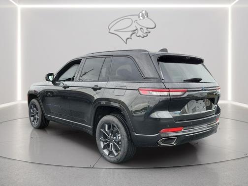 Rocky Mountain Pearlcoat 2024 Jeep Grand Cherokee 4xe Anniversary Edition