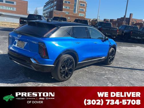 2025 Cadillac OPTIQ Luxury 2 AWD