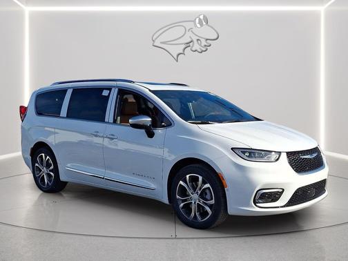 2026 Chrysler Pacifica L