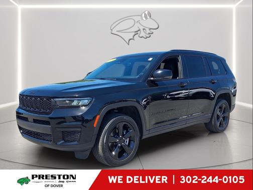 Diamond Black Crystal Pearlcoat 2023 Jeep Grand Cherokee L Altitude