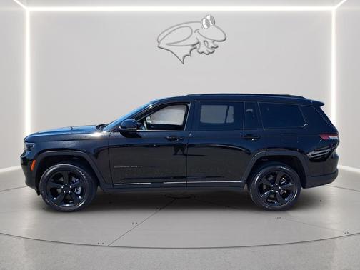 Diamond Black Crystal Pearlcoat 2023 Jeep Grand Cherokee L Altitude