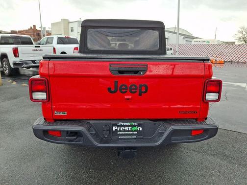 2020 Jeep Gladiator Sport S