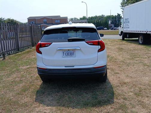 Summit White 2018 GMC Terrain SLE