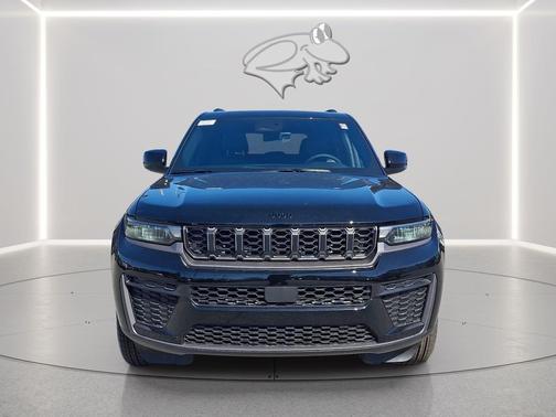 2026 Jeep Grand Cherokee Altitude