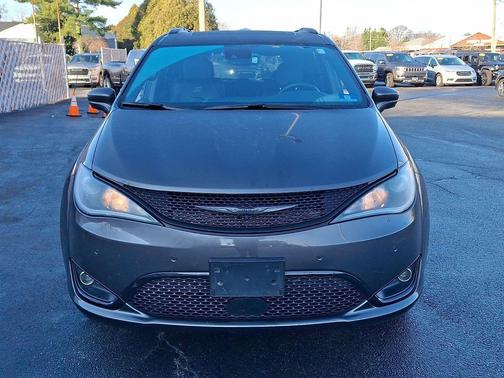 2020 Chrysler Pacifica L