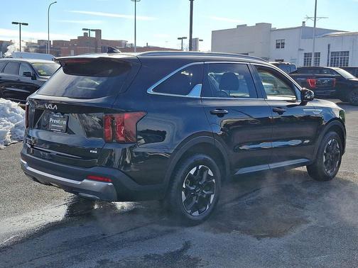 2024 Kia Sorento S