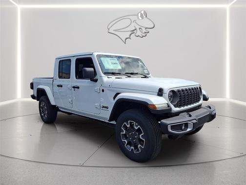 Bright White Clearcoat 2026 Jeep Gladiator Sahara 4x4