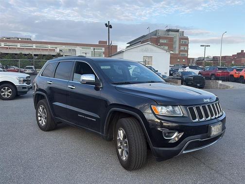 Brilliant Black Crystal Pearlcoat 2015 Jeep Grand Cherokee Limited