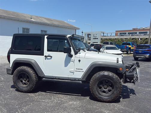 Bright White Clearcoat 2013 Jeep Wrangler Sport