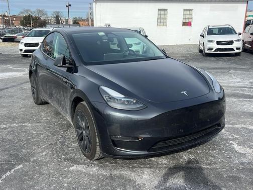 2024 Tesla Model Y Long Range Single Motor Rear-Wheel Drive