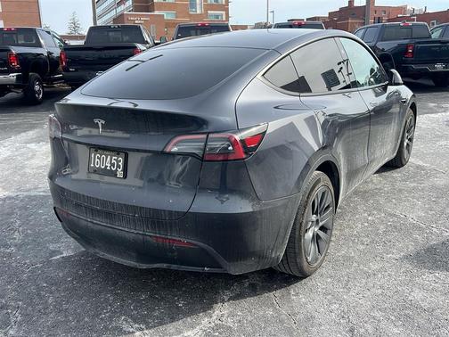2024 Tesla Model Y Long Range Single Motor Rear-Wheel Drive