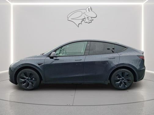 2024 Tesla Model Y Long Range Single Motor Rear-Wheel Drive