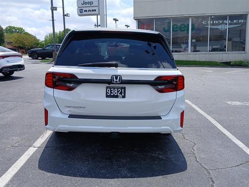 Platinum White Pearl 2025 Honda Odyssey EX-L