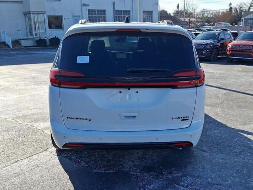 2026 Chrysler Pacifica Limited