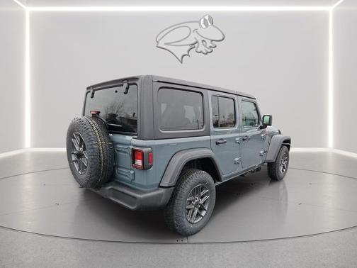 Anvil Clearcoat 2026 Jeep Wrangler Sport S