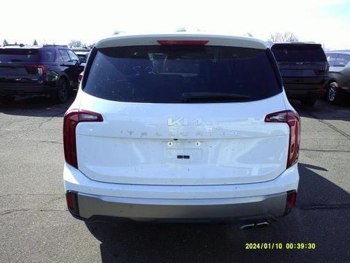 Glacial White Pearl 2025 Kia Telluride S