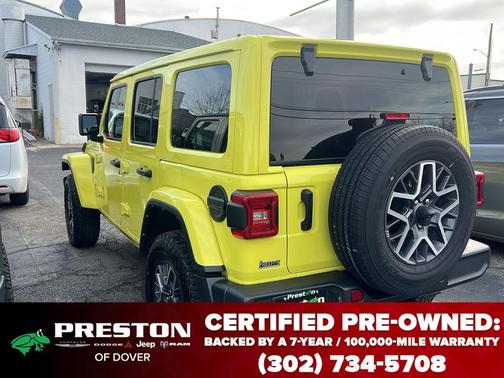 2024 Jeep Wrangler 4-Door Sahara 4x4