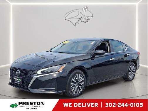 Super Black 2024 Nissan Altima 2.5 SV