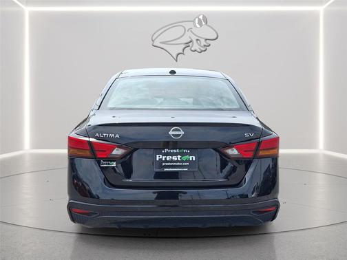 Super Black 2024 Nissan Altima 2.5 SV