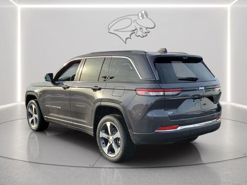 Baltic Gray Metallic Clearcoat 2024 Jeep Grand Cherokee 4xe Base