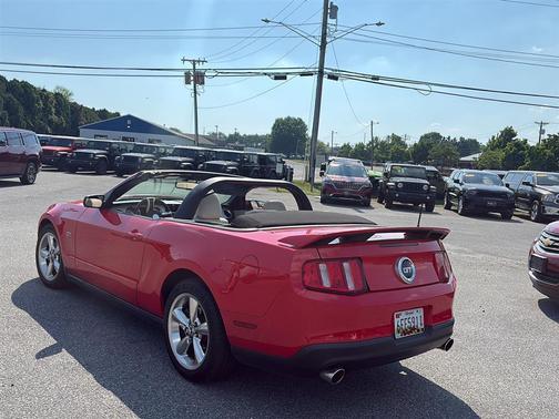 Black 2010 Ford Mustang GT Premium