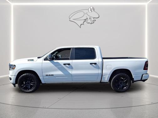 Bright White Clearcoat 2023 RAM 1500 Big Horn/Lone Star