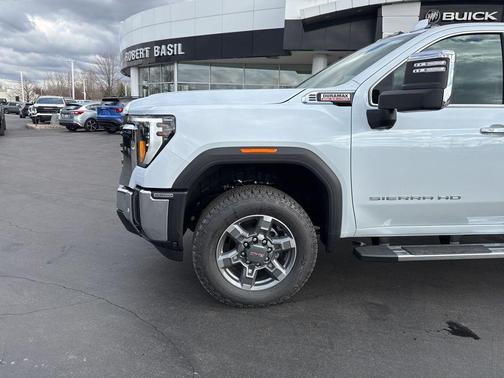 2026 GMC Sierra 2500 SLT