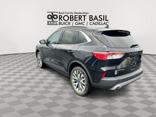 Agate Black Metallic 2021 Ford Escape Titanium