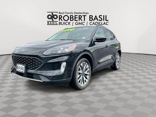 Agate Black Metallic 2021 Ford Escape Titanium