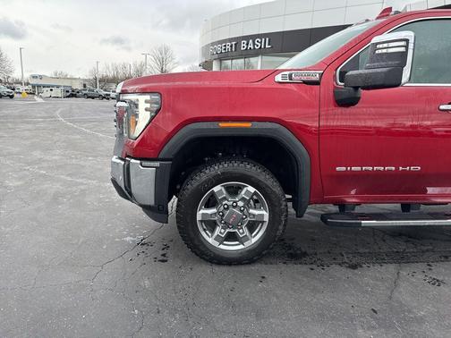 2026 GMC Sierra 2500 SLT