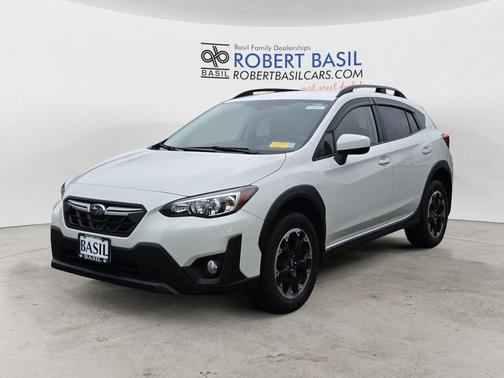 Crystal White Pearl 2021 Subaru Crosstrek Premium