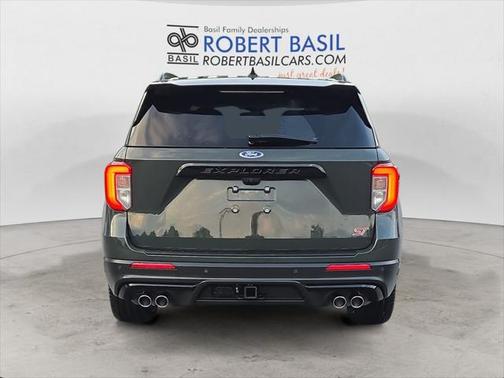 2022 Ford Explorer ST