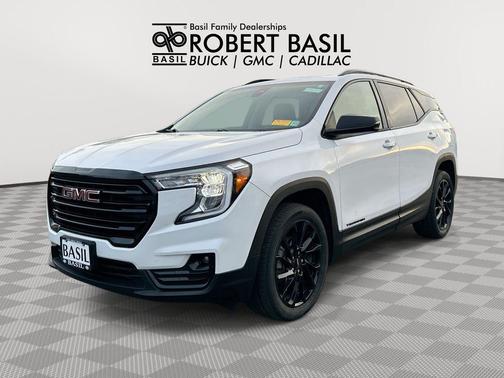 Summit White 2023 GMC Terrain SLT