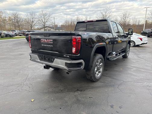 2026 GMC Sierra 2500 SLE