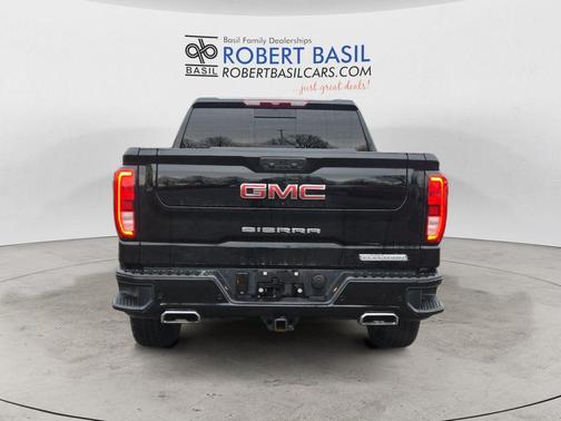 2025 GMC Sierra 1500 Elevation
