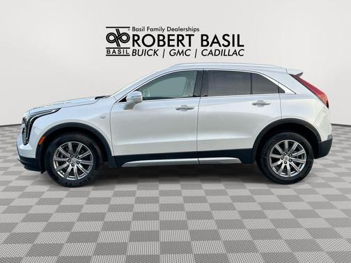 Crystal White Tricoat 2020 Cadillac XT4 Premium Luxury