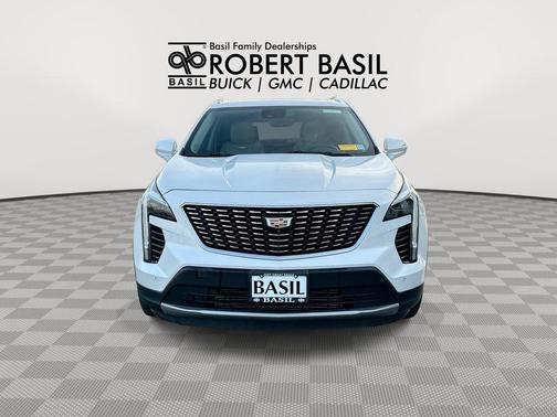 Crystal White Tricoat 2020 Cadillac XT4 Premium Luxury