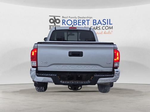 2016 Toyota Tacoma SR5