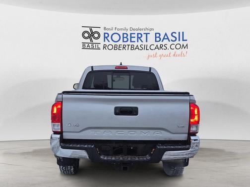 2016 Toyota Tacoma SR5