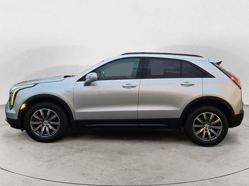 Radiant Silver Metallic 2021 Cadillac XT4 Sport