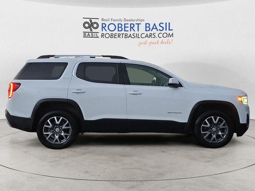 2023 GMC Acadia AWD SLT