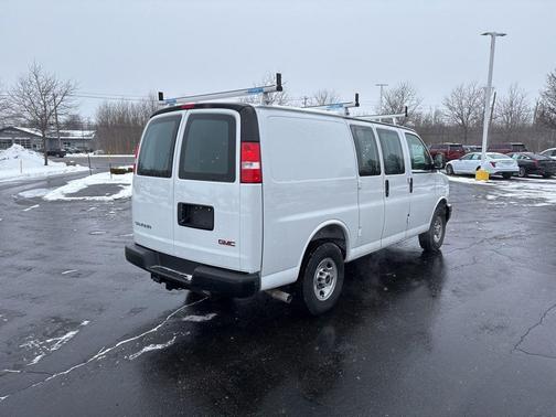 2025 GMC Savana 3500 RWD 3500 Regular Wheelbase Work Van