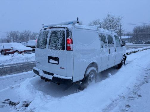 2025 GMC Savana 3500 RWD 3500 Regular Wheelbase Work Van