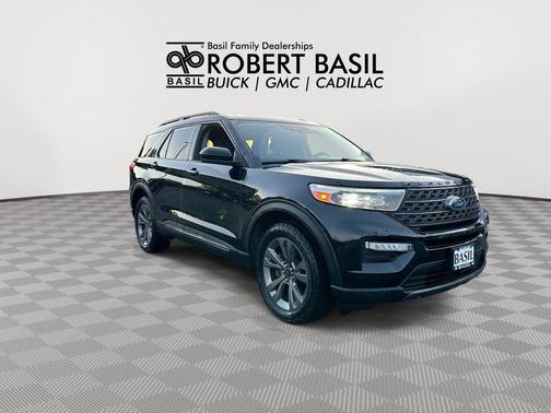 Agate Black Metallic 2022 Ford Explorer XLT